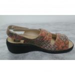 SANDALIA BEIGE MODELO LEIRE III